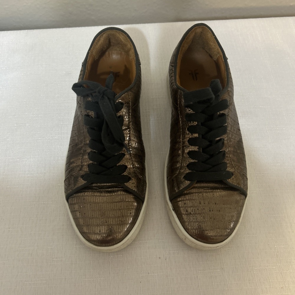 Frye Alexis Shoes Womens 6.5 Bronze Gold Leather Lizard Low Top Lace Up Sneaker - Picture 2 of 8